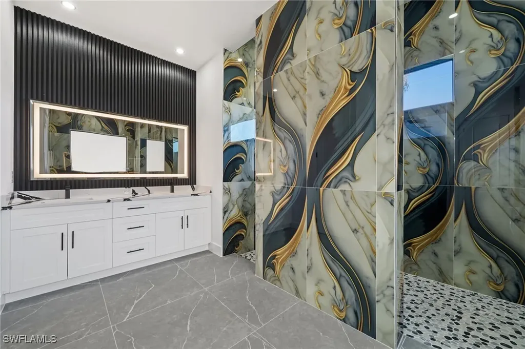 109 SW 37th Place Cape Coral FL 33991