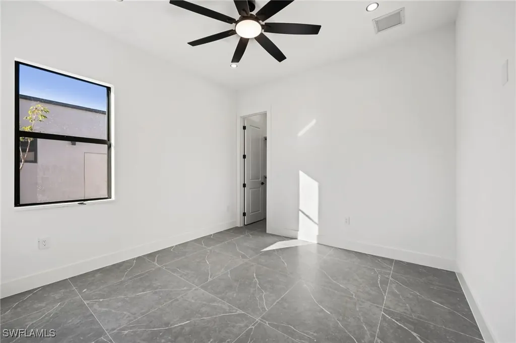 109 SW 37th Place Cape Coral FL 33991