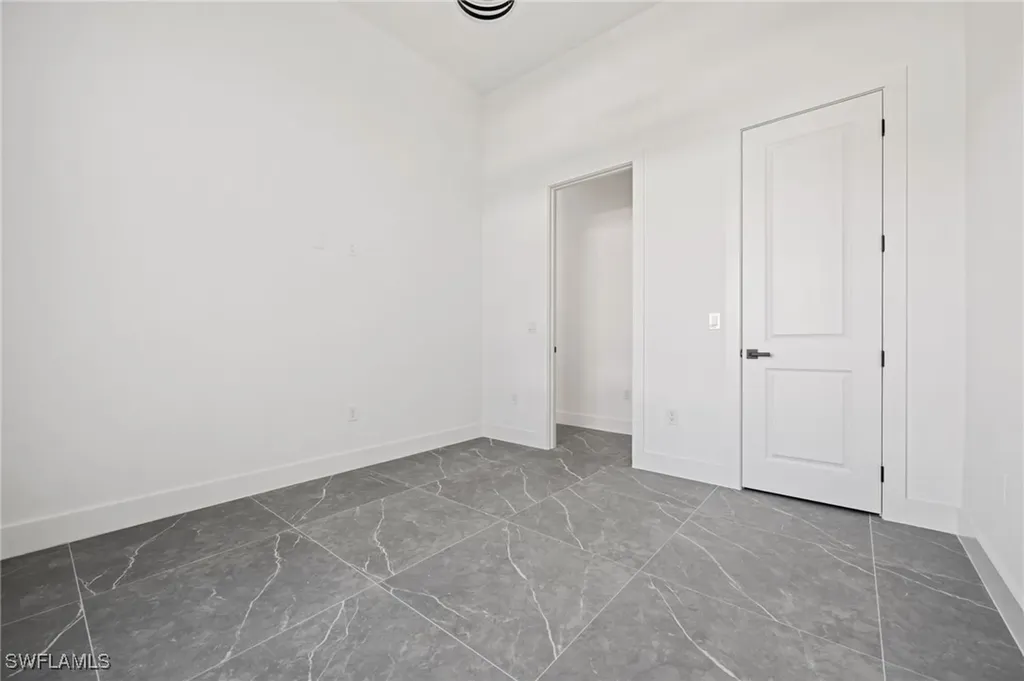 109 SW 37th Place Cape Coral FL 33991