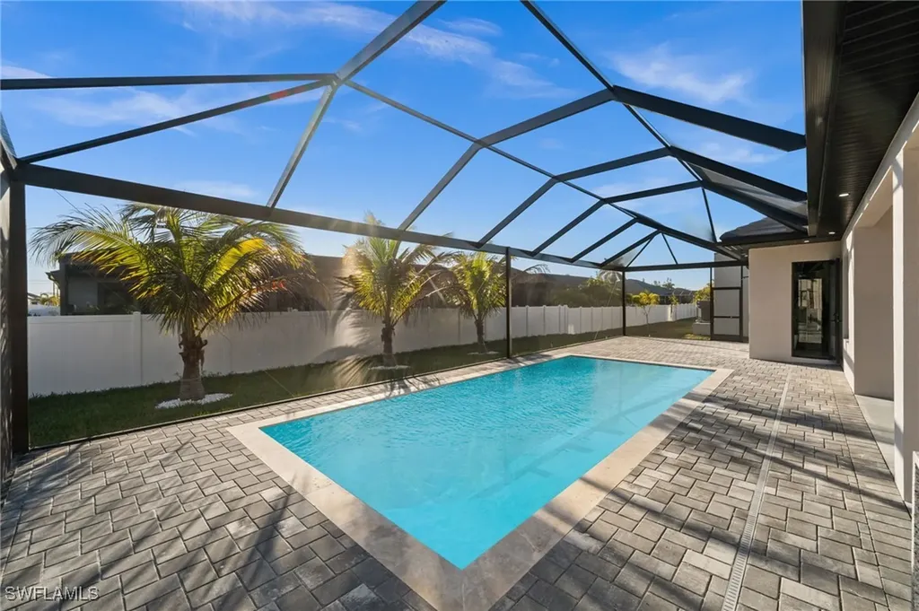 109 SW 37th Place Cape Coral FL 33991