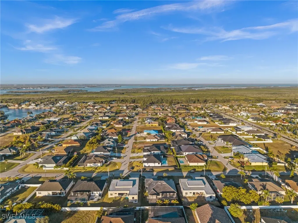 109 SW 37th Place Cape Coral FL 33991