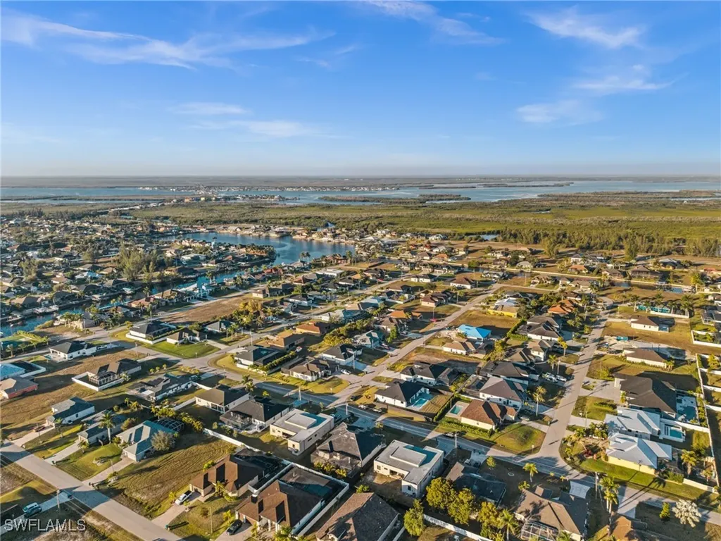 109 SW 37th Place Cape Coral FL 33991