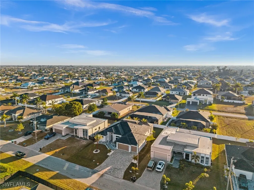 109 SW 37th Place Cape Coral FL 33991