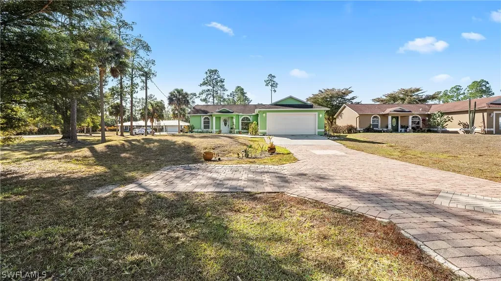 Naples FL, 3340 2ND Avenue SE