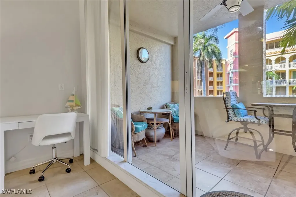 401 Bayfront Place Naples FL 34102