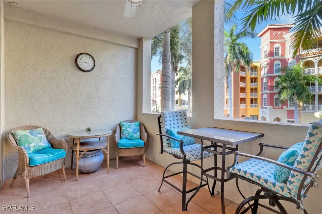 401 Bayfront Place Naples FL 34102