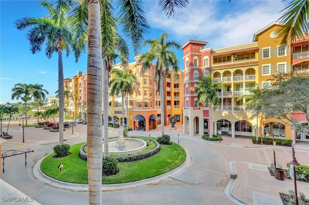 401 Bayfront Place Naples FL 34102