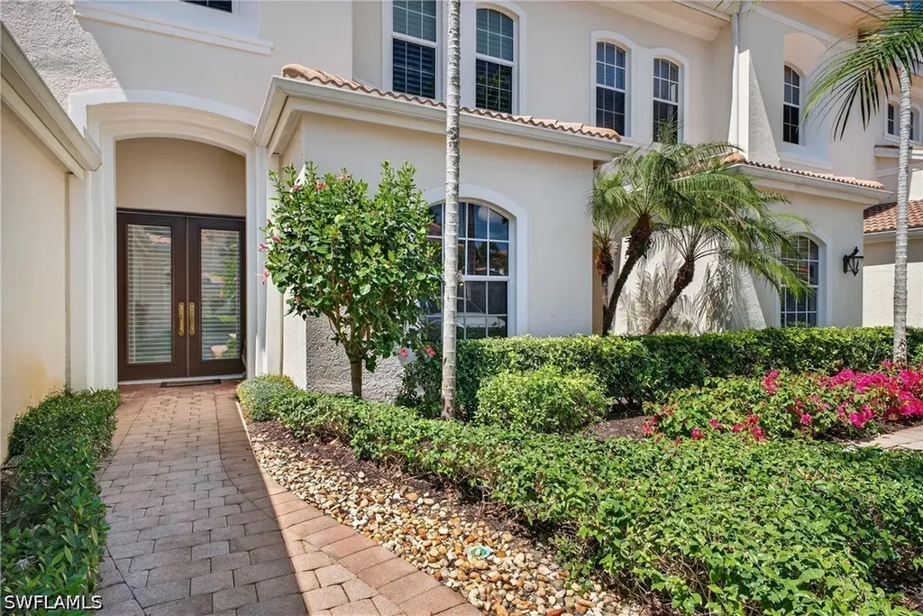 15543 Monterosso Lane Naples FL 34110