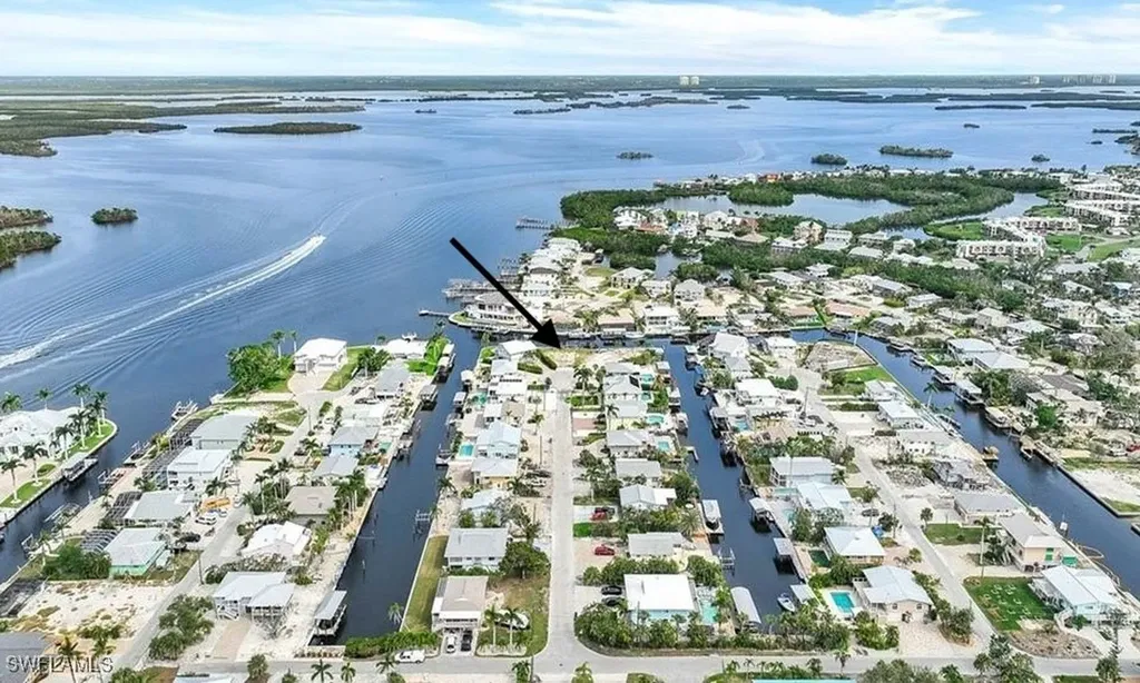 20 Avenida Carita Fort Myers Beach FL 33931