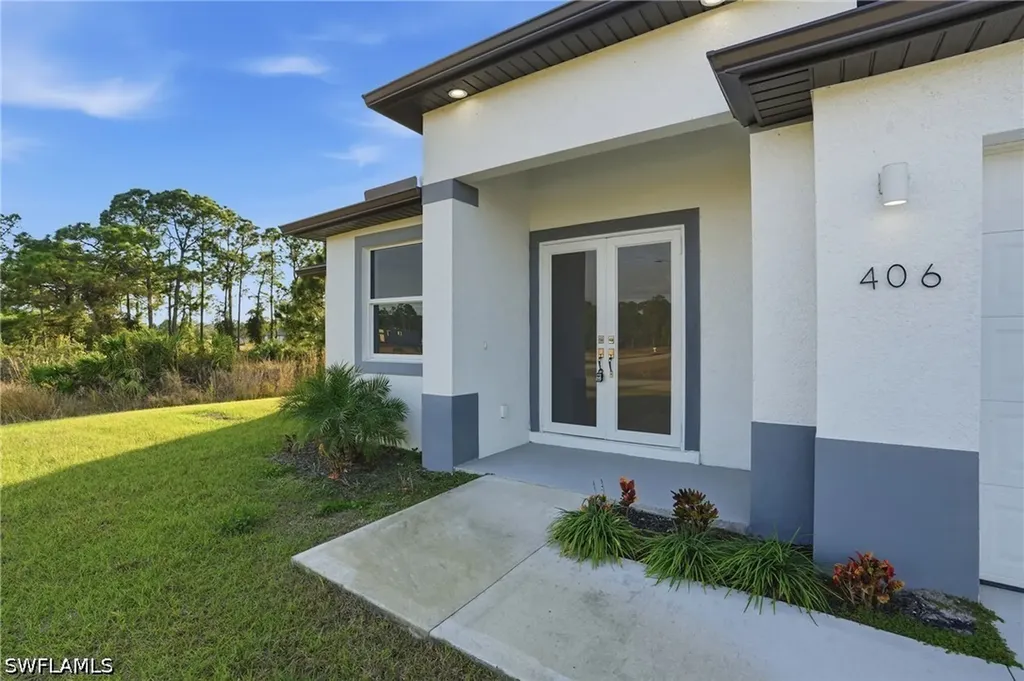 406 Genoa Avenue S Lehigh Acres FL 33974