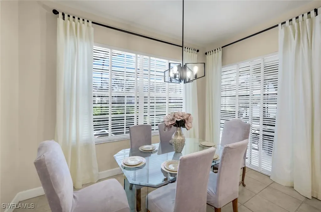 2328 Island Cove Circle Naples FL 34109