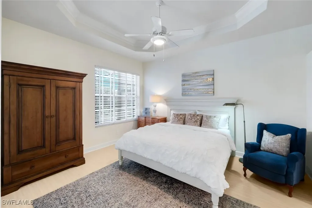 2328 Island Cove Circle Naples FL 34109