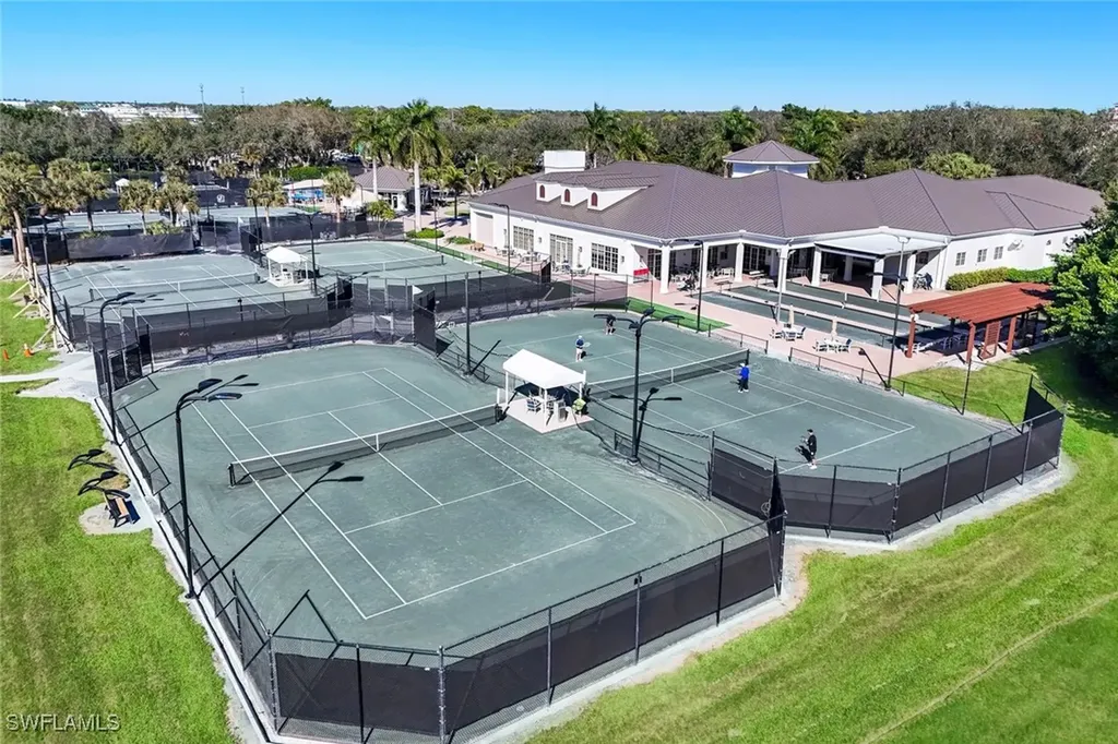 2328 Island Cove Circle Naples FL 34109