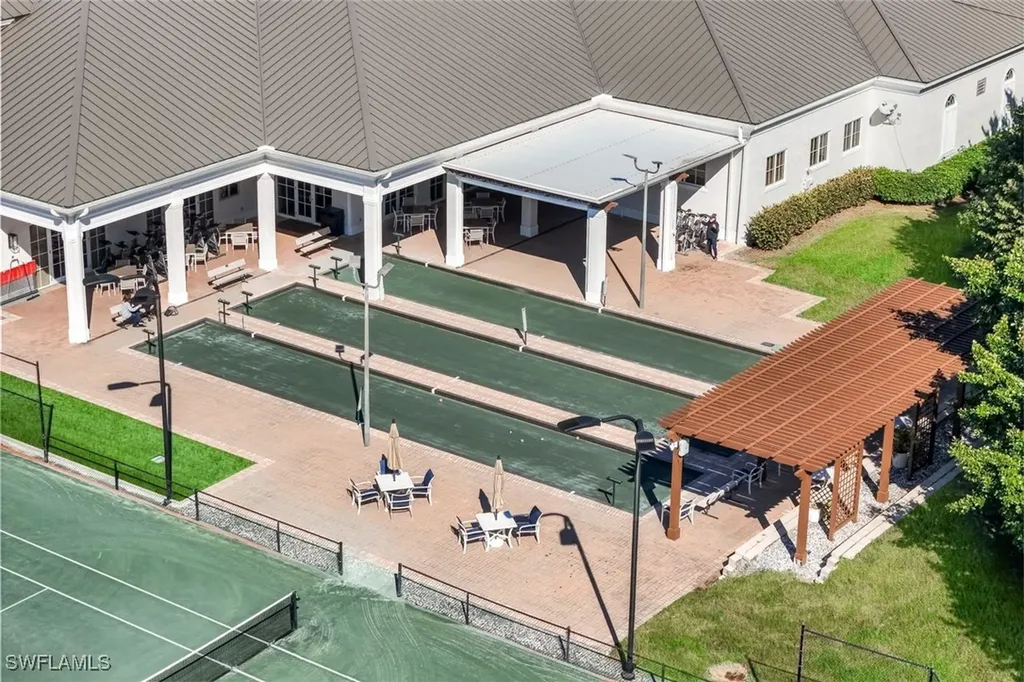 2328 Island Cove Circle Naples FL 34109