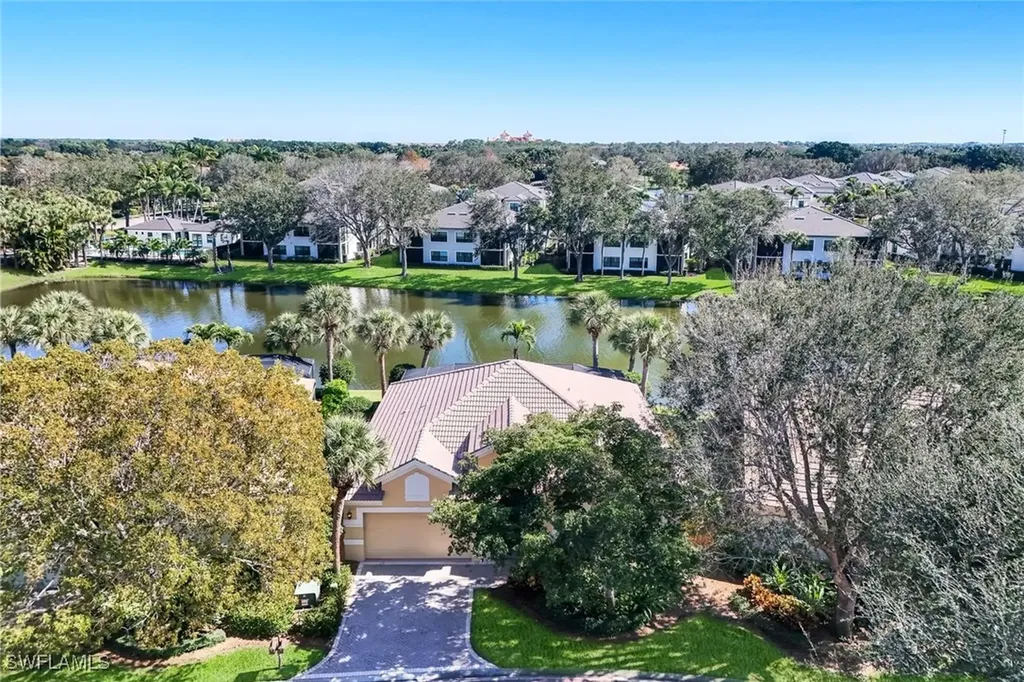 2328 Island Cove Circle Naples FL 34109
