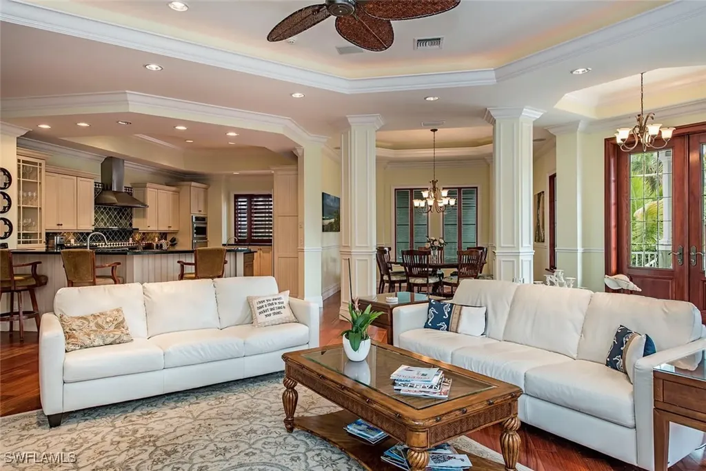 85 13th Avenue S Naples FL 34102