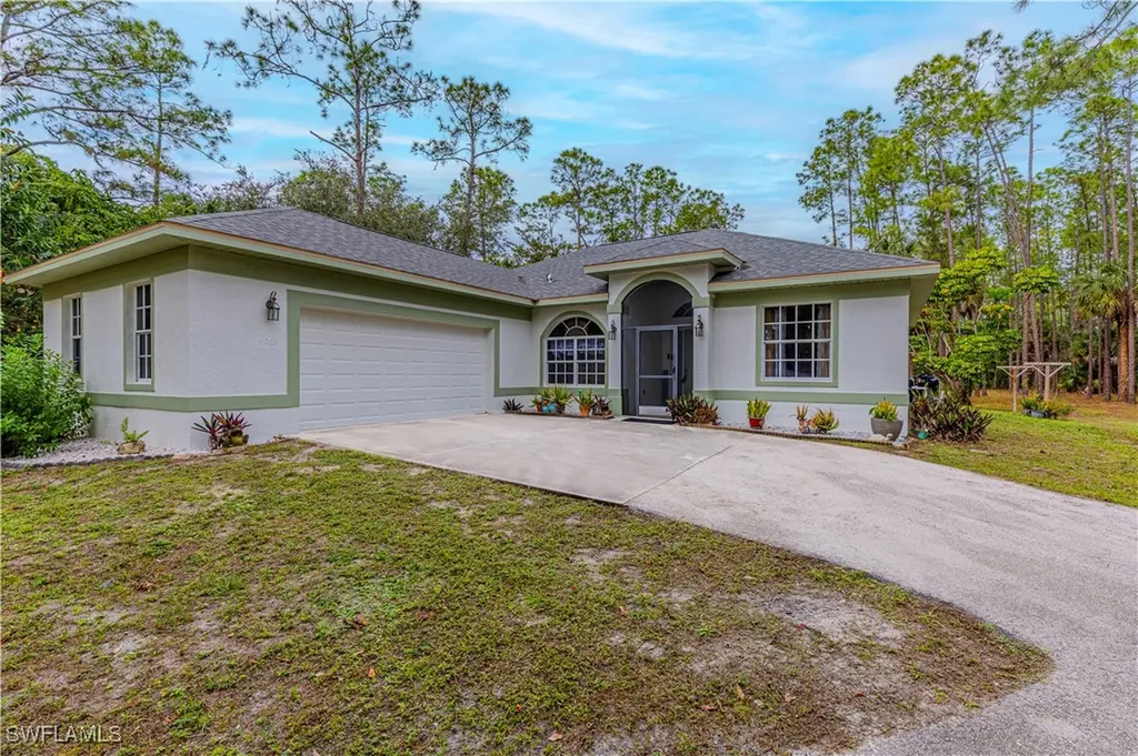 4065 10th Avenue SE Naples FL 34117