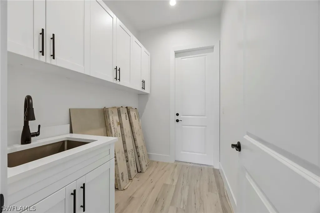 4622 Everglades Boulevard N Naples FL 34120