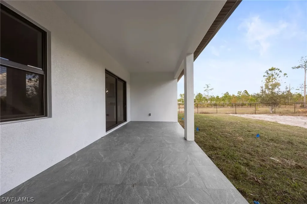 4622 Everglades Boulevard N Naples FL 34120