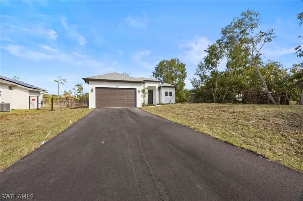 4622 Everglades Boulevard N Naples FL 34120