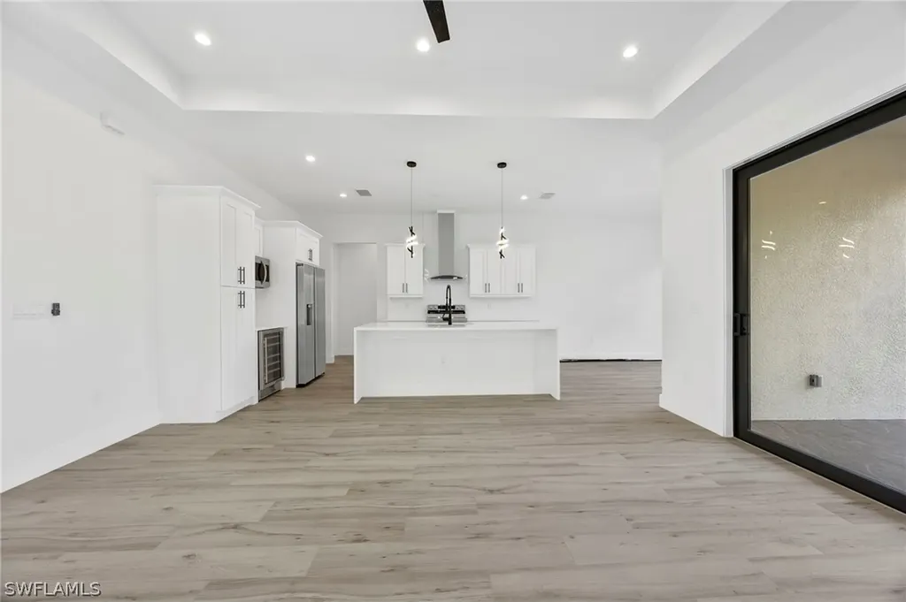 4622 Everglades Boulevard N Naples FL 34120