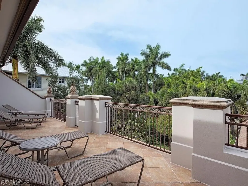 Naples FL 34102