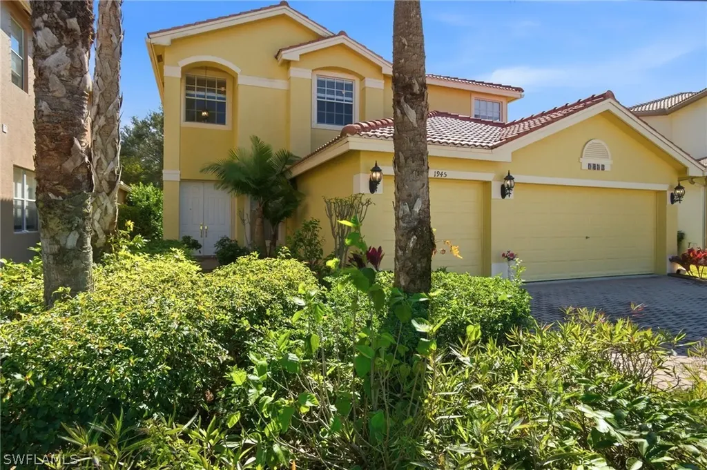 1945 Isla De Palma Circle Naples FL 34119