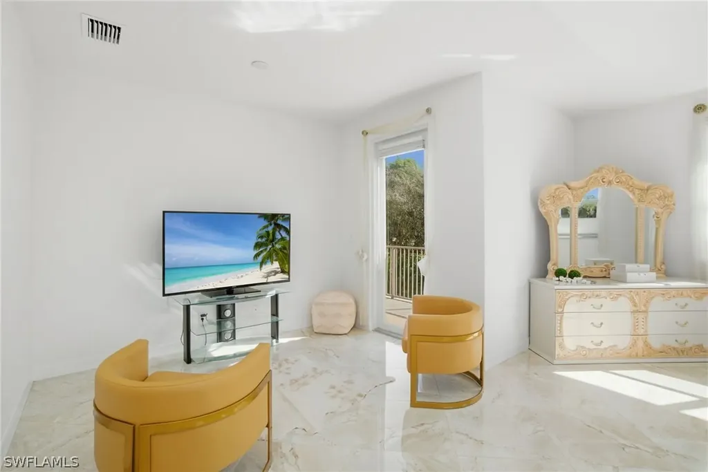 1945 Isla De Palma Circle Naples FL 34119