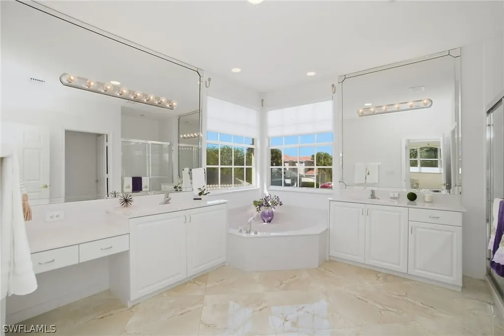 1945 Isla De Palma Circle Naples FL 34119