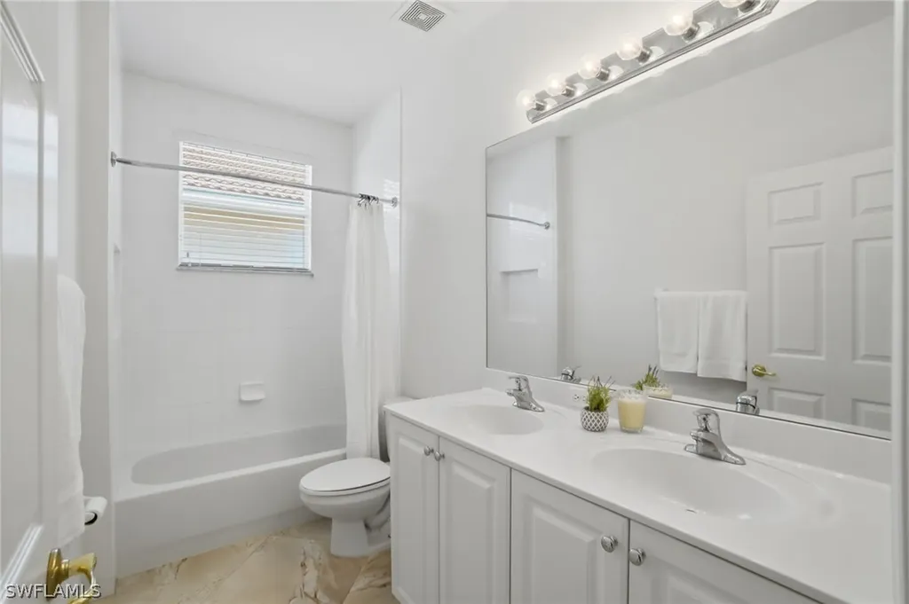 1945 Isla De Palma Circle Naples FL 34119