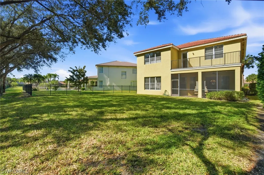 1945 Isla De Palma Circle Naples FL 34119
