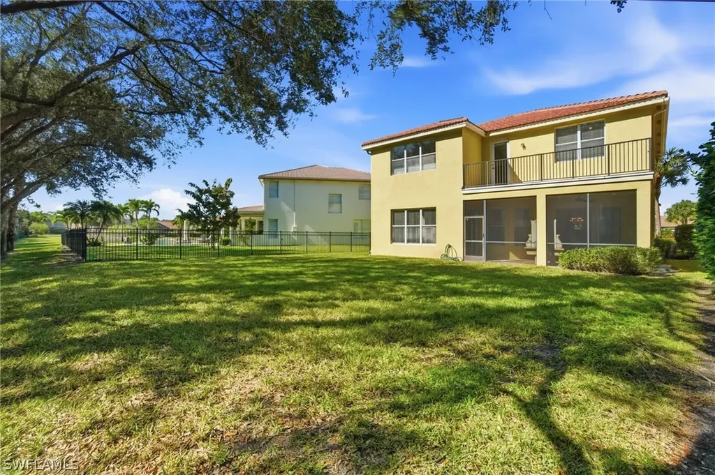 1945 Isla De Palma Circle Naples FL 34119