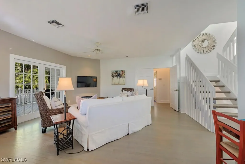 Naples FL 34102