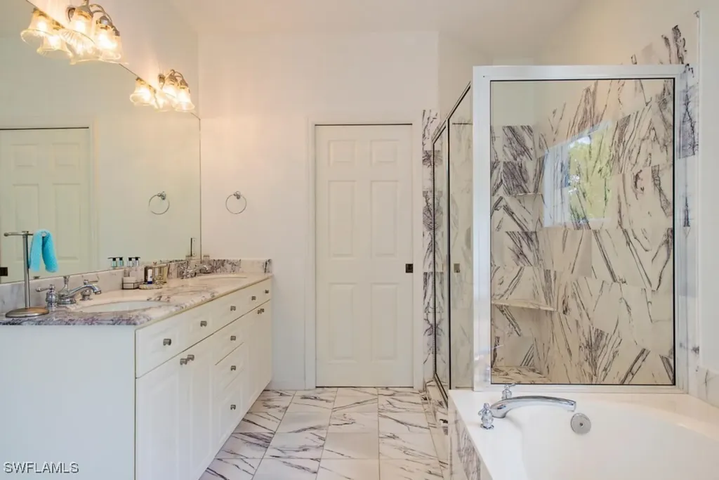 Naples FL 34102