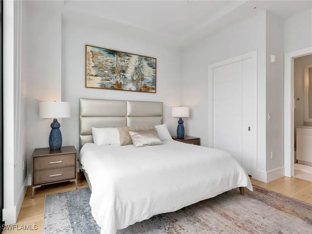 101 8th Street S Naples FL 34102