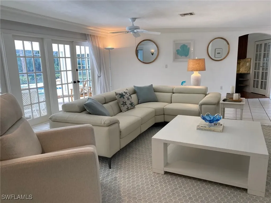 660 Regatta Road Naples FL 34102