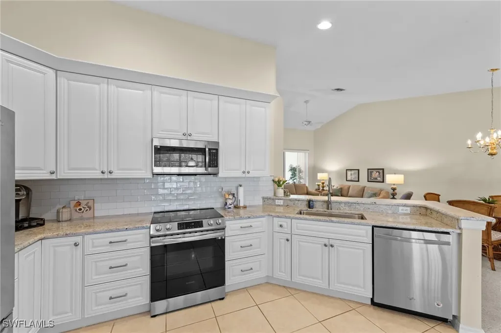 10127 Colonial Country Club Boulevard Fort Myers FL 33913