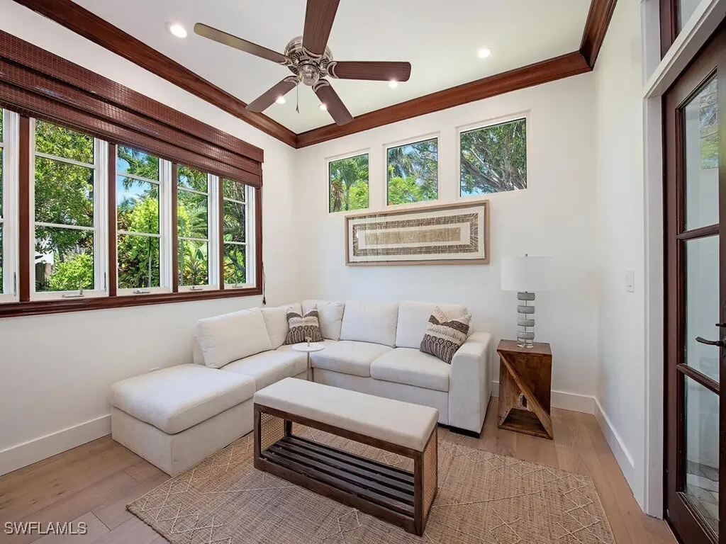 Naples FL 34102