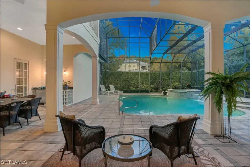 Naples FL 34102