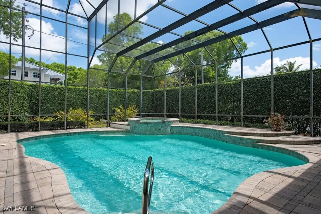 Naples FL 34102