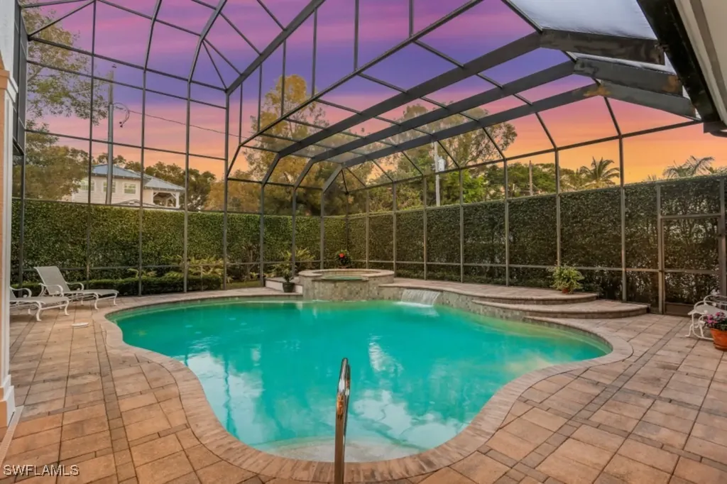 Naples FL 34102