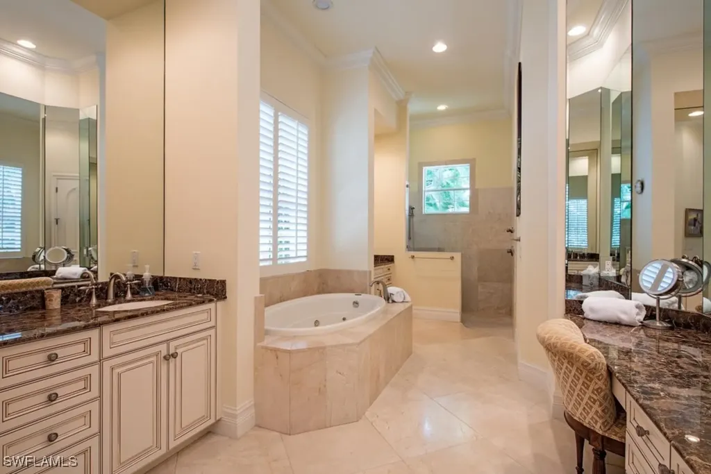 Naples FL 34102