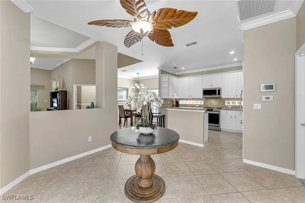 104 Glen Eagle Circle Naples FL 34104