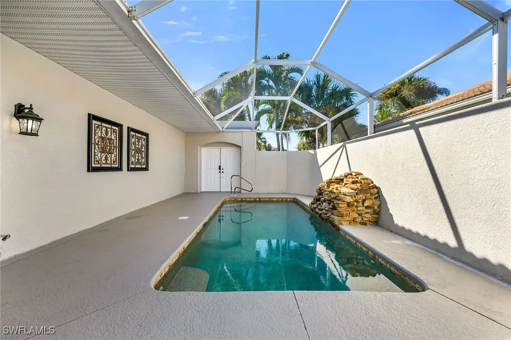 104 Glen Eagle Circle Naples FL 34104