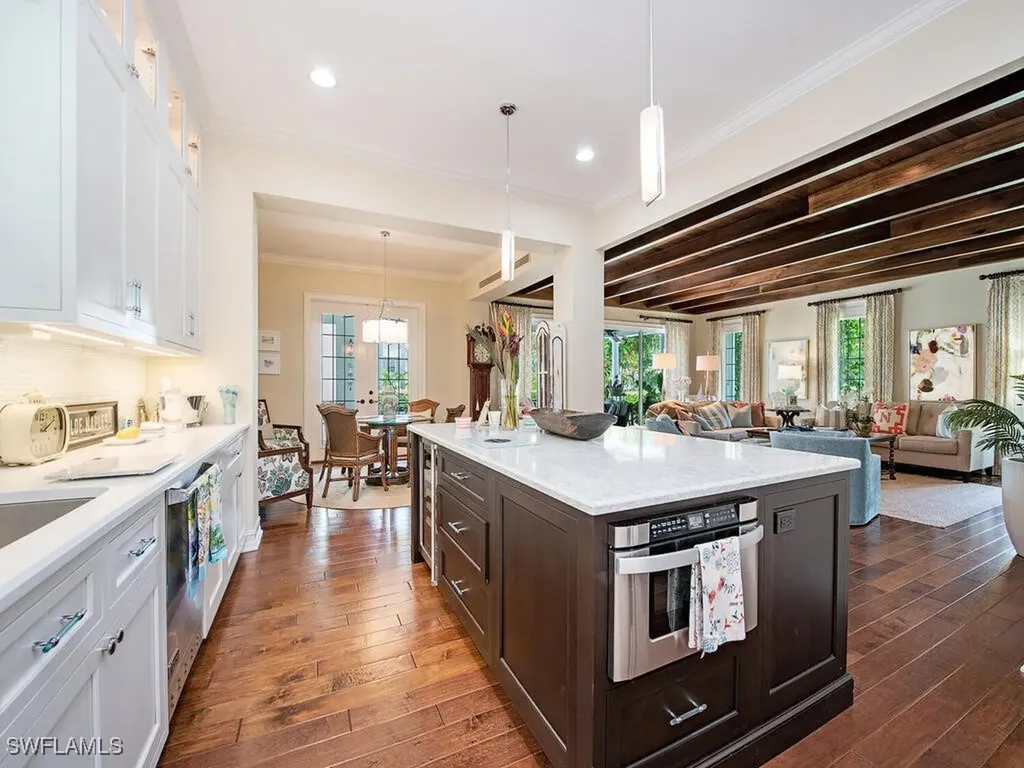 613 14th Avenue Naples FL 34102