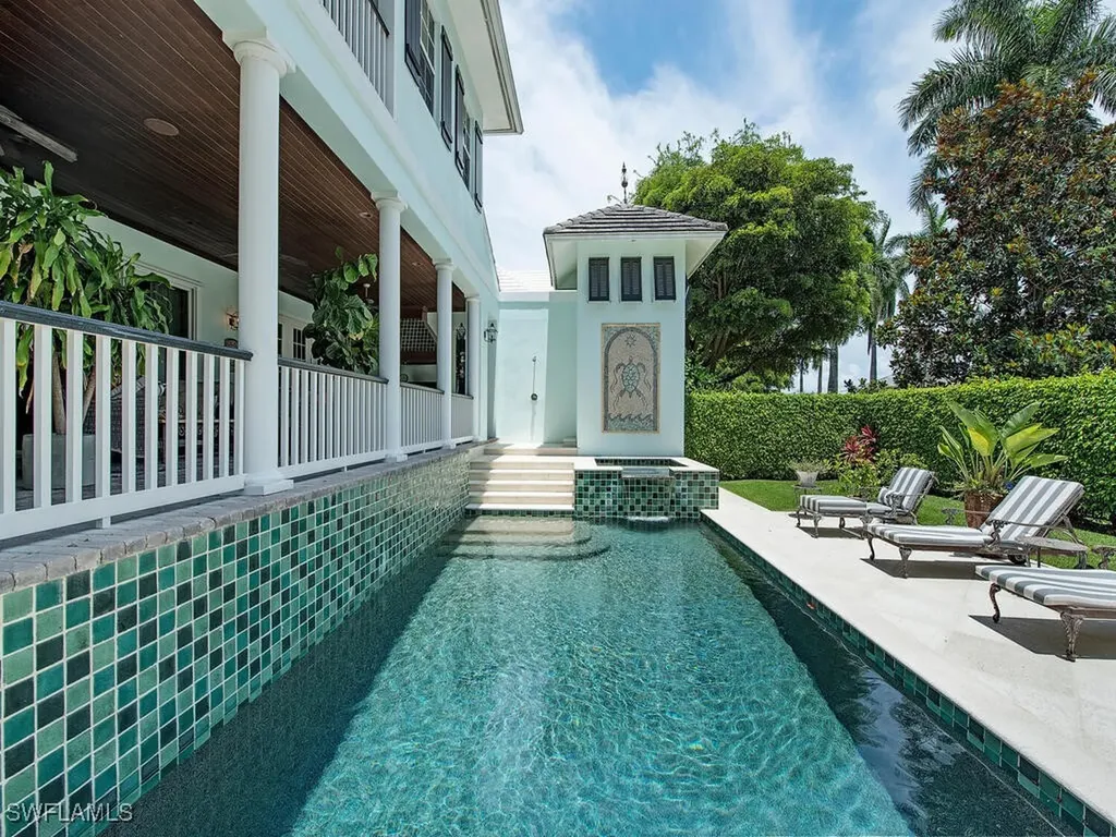 613 14th Avenue Naples FL 34102