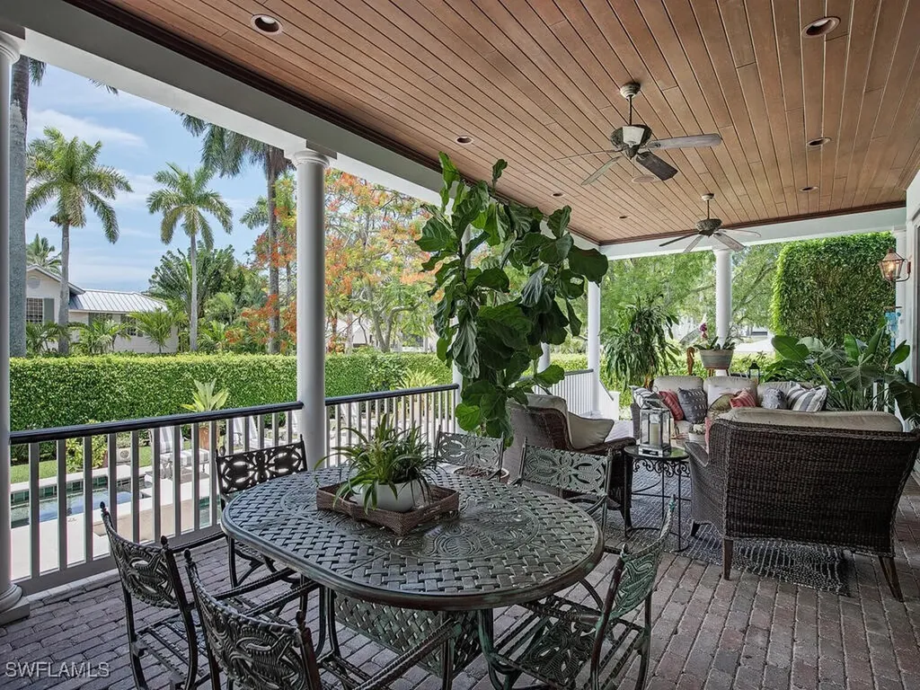 613 14th Avenue Naples FL 34102