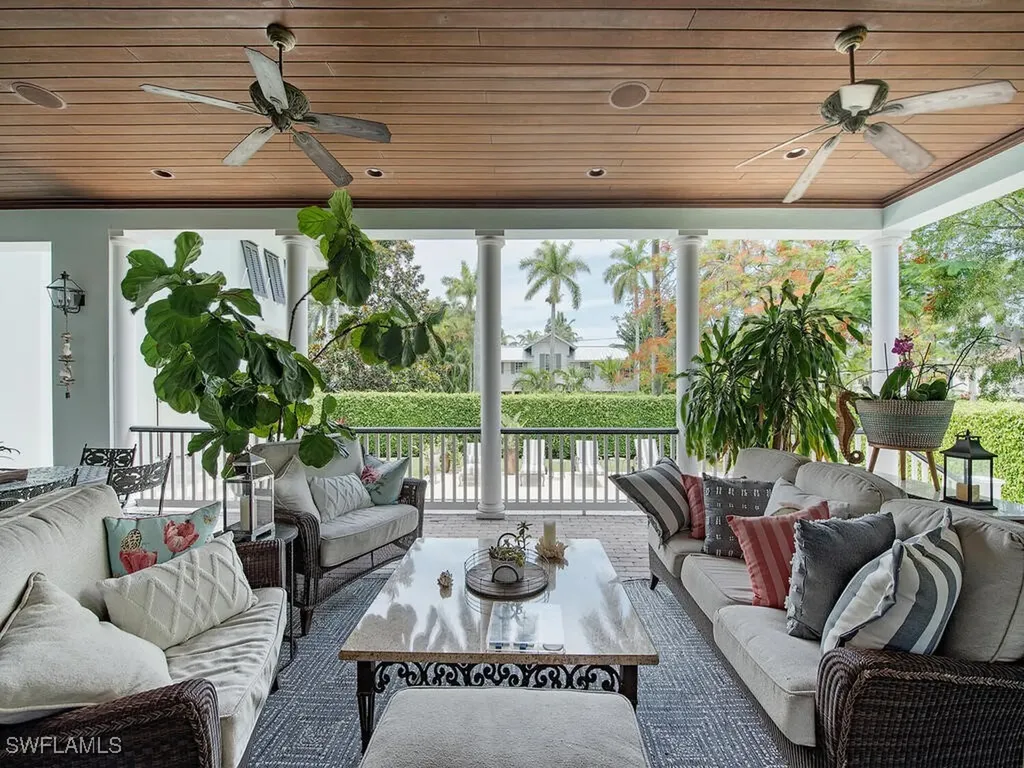 613 14th Avenue Naples FL 34102