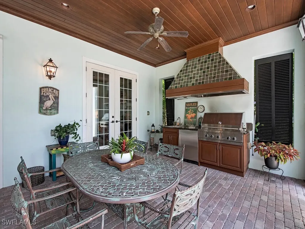 613 14th Avenue Naples FL 34102