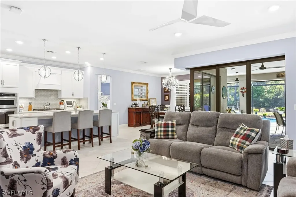 6844 Winding Cypress Drive Naples FL 34114